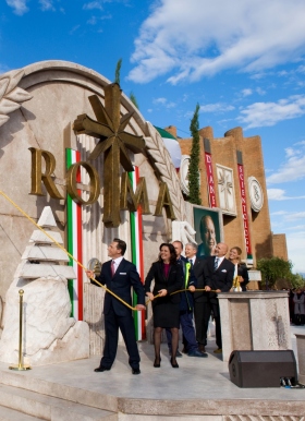 Mr. David Miscavige led the ribbon cutting to open the new Church of Scientology of Rome, joined by the Church’s Executive Director and dignitaries, marking the greatest expansion in 30 years of Scientology in Italy.